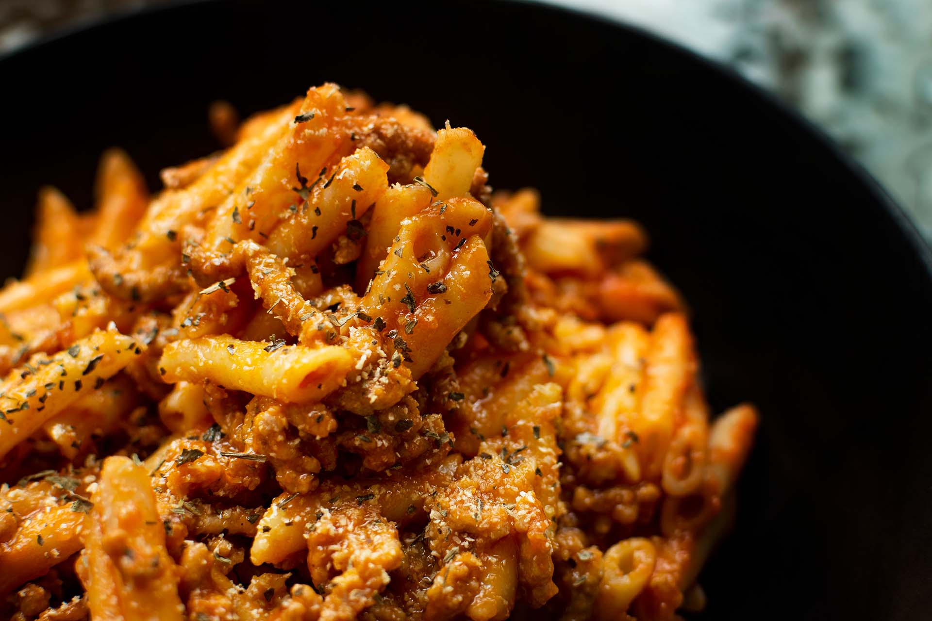 pasta con pezzi carne